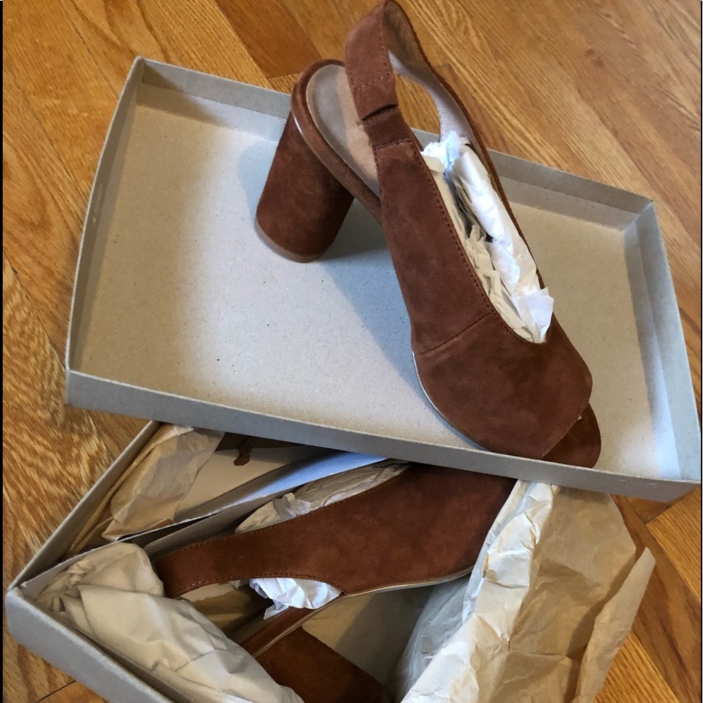 NWT - SOLD OUT!! Madewell Sling-Back Heels in Maple Syrup; Size 6 - Picture 8 of 10
